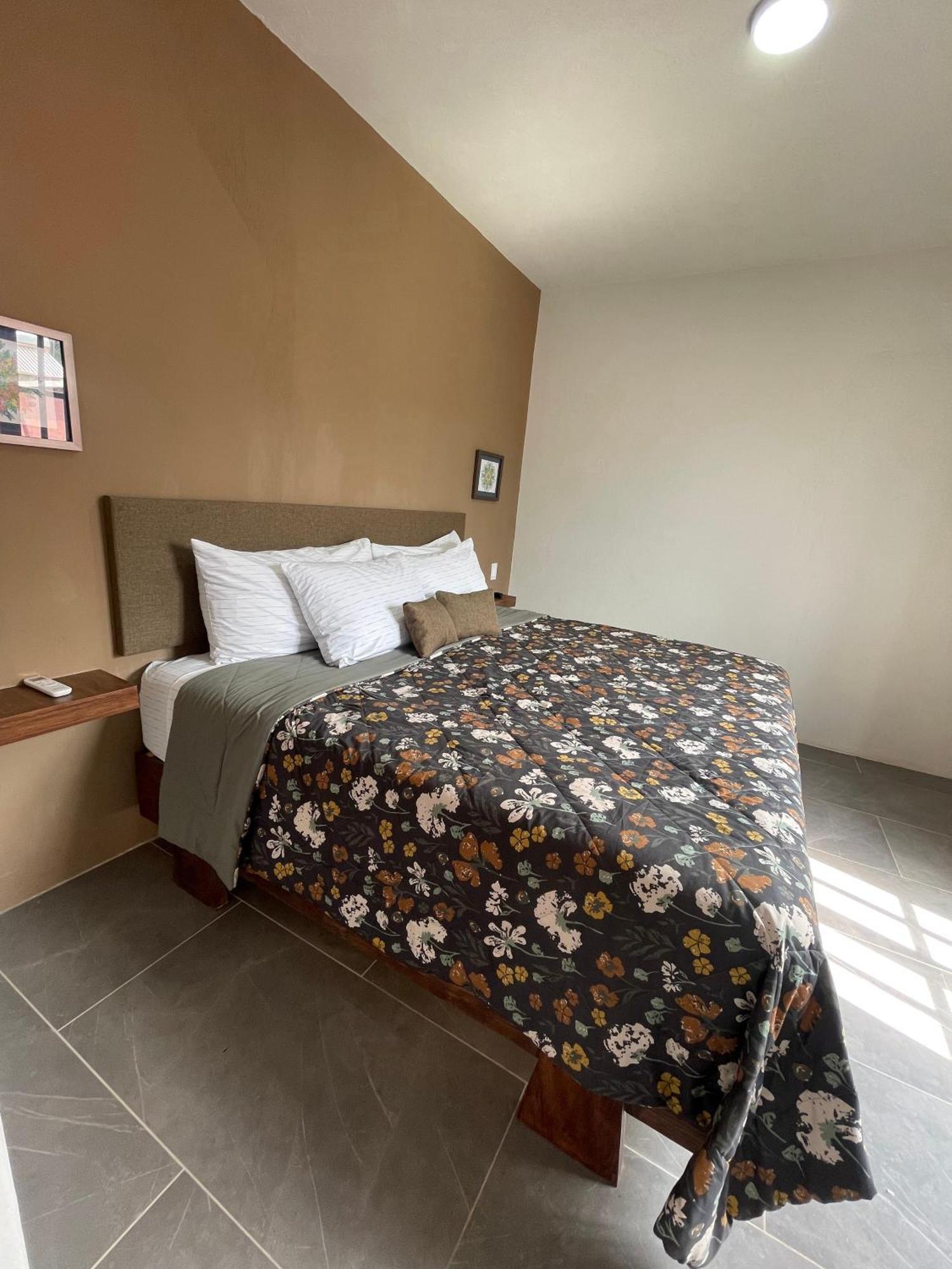 Hostel Quinta La Perla Guadalajara Exteriér fotografie